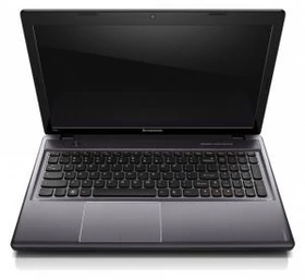 Lenovo IdeaPad Z580, Core i5-3230M, 4GB RAM, 500GB HDD, GeForce GT 635M, DE