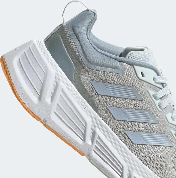 adidas Questar blue tint/magic grey/dash grey (Damen)