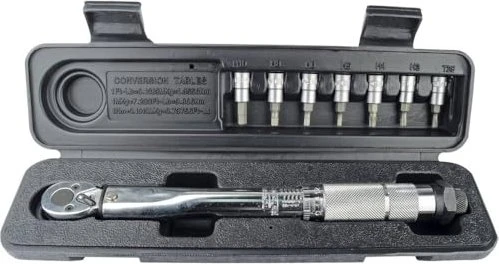Mannesmann M18314 Drehmomentschlüssel inkl. Werkzeugbox, 1/4"