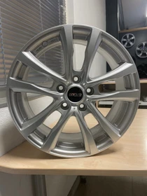 Oxxo Decimus 7.0x17 5/112 (verschiedene Farben/Modelle)