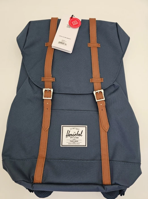 Herschel Retreat navy/tan synthetic leather