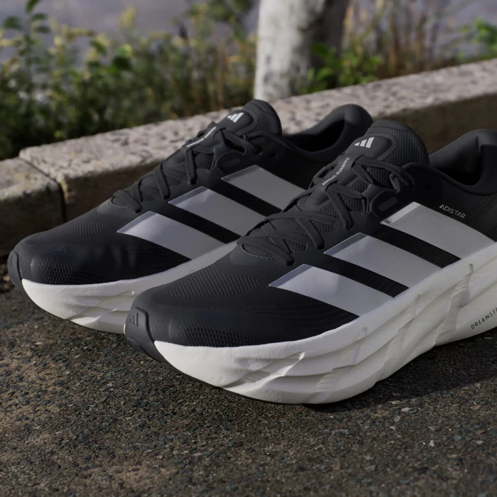 adidas Adistar 5 core black/grey one/carbon (Herren)