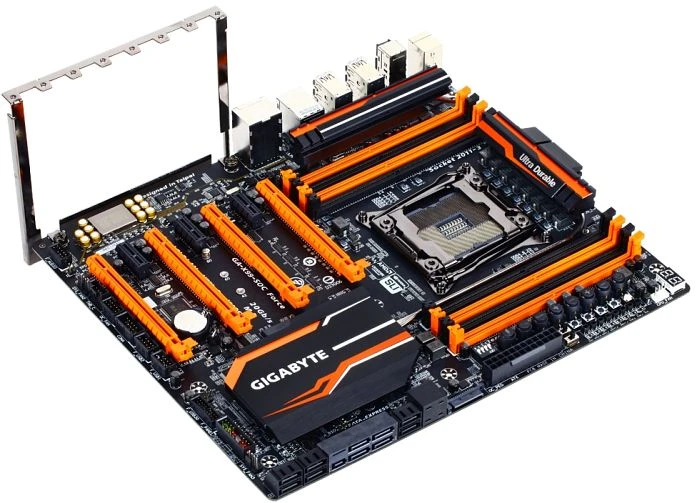 GIGABYTE GA-X99-SOC Force (Intel 2011-3)