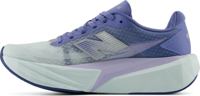 New Balance FuelCell Rebel v5 fairweather blue/glint blue (Damen)