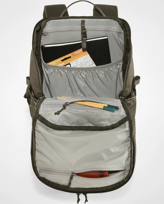 Fjällräven Singi 28 dark olive
