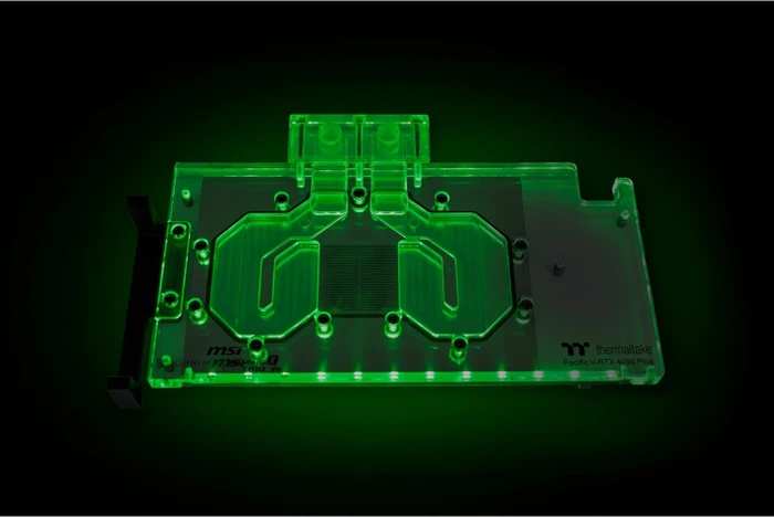 Thermaltake Pacific V-RTX 4090 Plus MSI Gaming X TRIO & SUPRIM X GPU Block mit Backplate