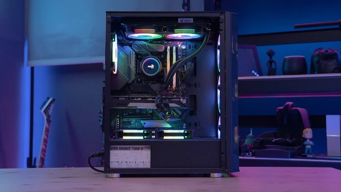 AeroCool Prism ARGB, Glasfenster