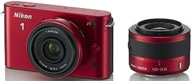Nikon 1 J1 rot mit Objektiv 1 NIKKOR 10-30mm 3.5-5.6 VR und 1 NIKKOR 10mm 2.8