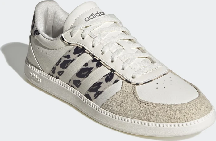 adidas Breaknet Sleek core white/crystal linen/khaki six (Damen)