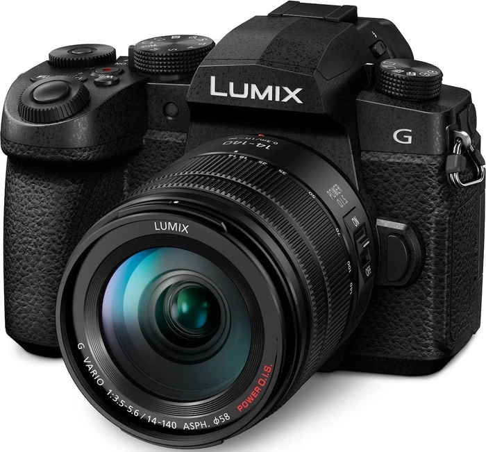 Panasonic Lumix DC-G90