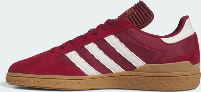 adidas Busenitz collegiate burgundy/chalk white/gold metallic (Herren)
