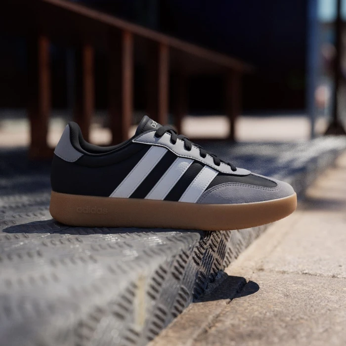 adidas Barreda core black/core white/mgh solid grey (Herren)