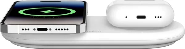 Belkin BoostCharge Pro Kabellose magnetische 2-in-1-Ladestation mit Qi2 (15W) weiß