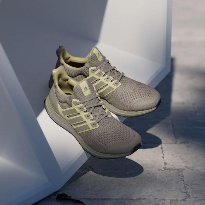 adidas Ultraboost 1.0 putty beige/powder yellow/core black