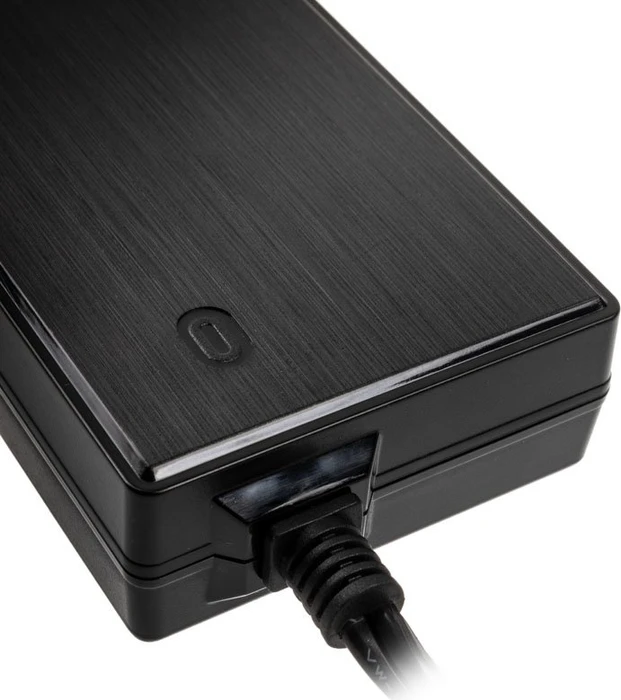 Akasa 150W Netzteil, 4-Pin DIN Stecker, 4-Pin-Stecker proprietär, 150W