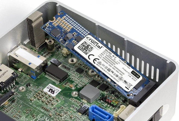 Crucial MX300 275GB, M.2 2280 / B-M-Key / SATA 6Gb/s