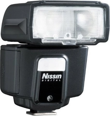 Nissin i40 für Nikon