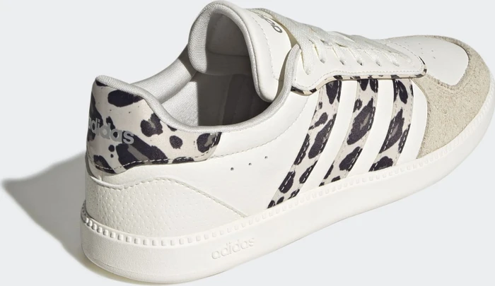 adidas Breaknet Sleek core white/crystal linen/khaki six (Damen)