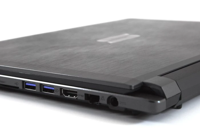Schenker Slim S403-9AP, Core i5-4200U, 4GB RAM, 500GB HDD, GeForce GT 745M, DE