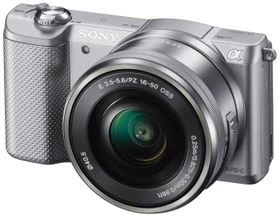 Sony Alpha 5000 silber mit Objektiv E PZ 16-50mm 3.5-5.6 OSS