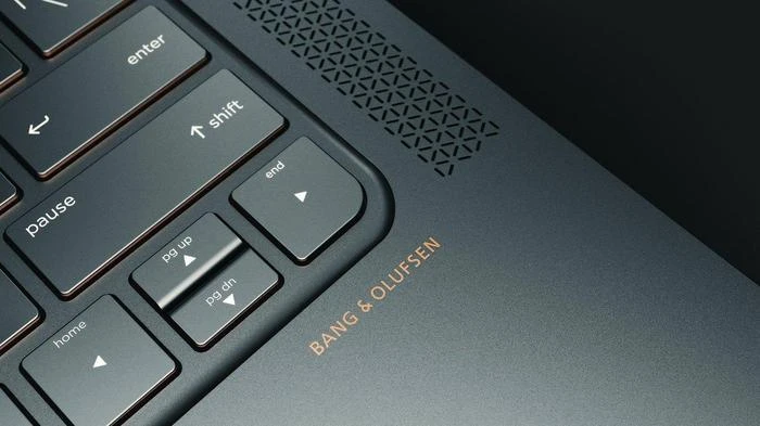 HP Spectre 13-v002ng, Dark Ash Silver/Luxe Copper, Core i7-6500U, 8GB RAM, 256GB SSD, DE