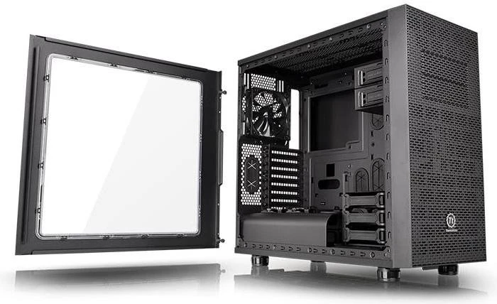 Thermaltake Core X31, Acrylfenster