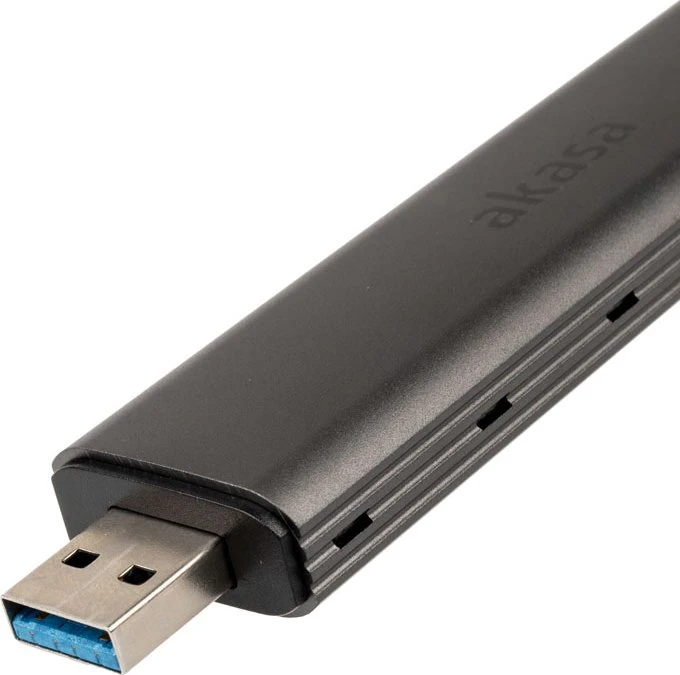 Akasa M.2 NVMe SSD Aluminium Enclosure, USB-C 3.1/USB-A 3.1