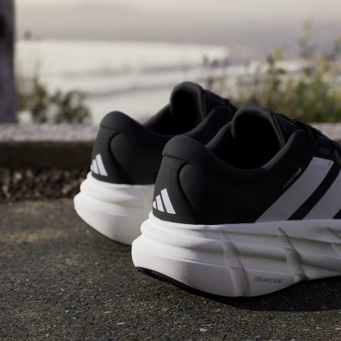adidas Adistar 5 core black/grey one/carbon (Herren)