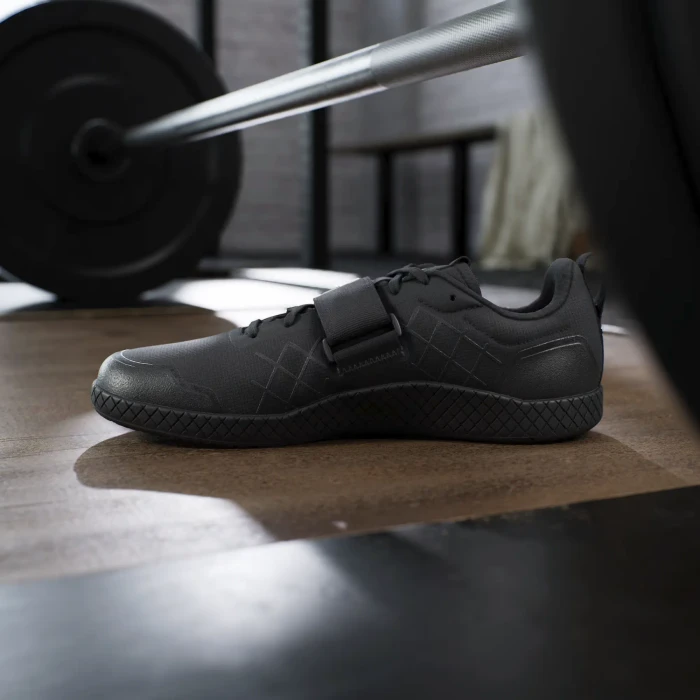 adidas Die Total core black/carbon