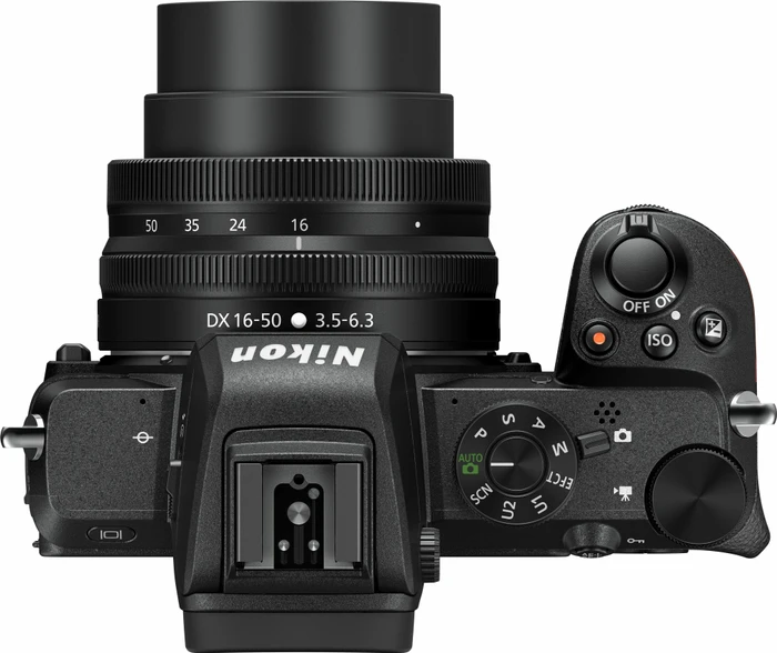 Nikon Z 50 mit Objektiv Z DX 16-50mm 3.5-6.3 VR