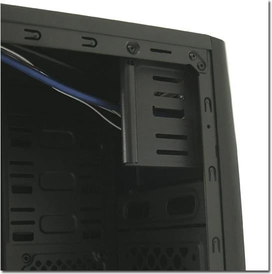 LC-Power 7037B