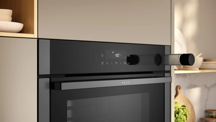 Neff N50 MKTOUPYRDA Backofen mit Dampfunterstützung (B6AVJ7AG3 + Z1608BX0)