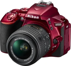 Nikon D5500 rot mit Objektiv AF-S DX 18-55mm 3.5-5.6 G II VR
