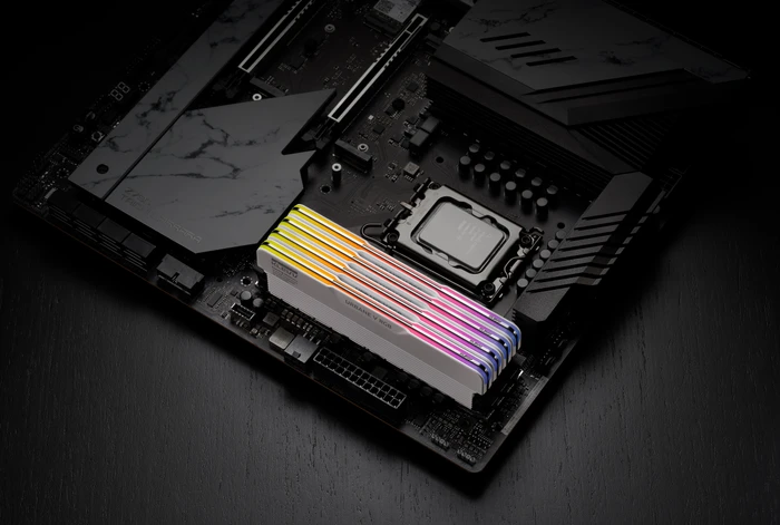 Klevv Urbane V RGB Brilliant White UDIMM 64GB Kit, DDR5-6400, CL32-38-38-78