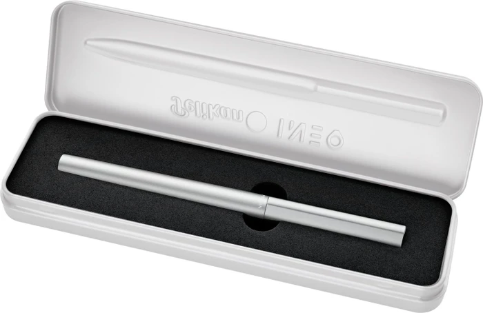 Pelikan Ineo Elements P6 silber, rechte Hand, mittel, Etui