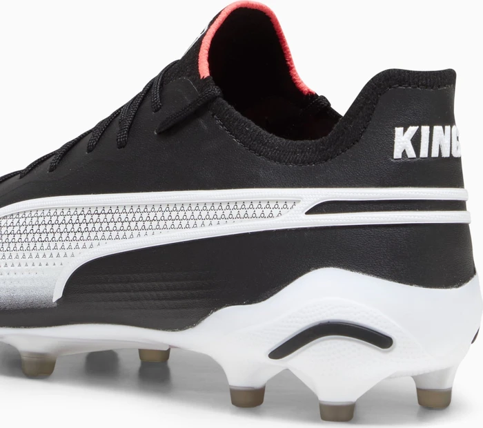 Puma King Ultimate FG/AG puma black/puma white/fire orchid
