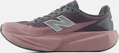 New Balance FuelCell Rebel v5 magnet/pebble (Herren)