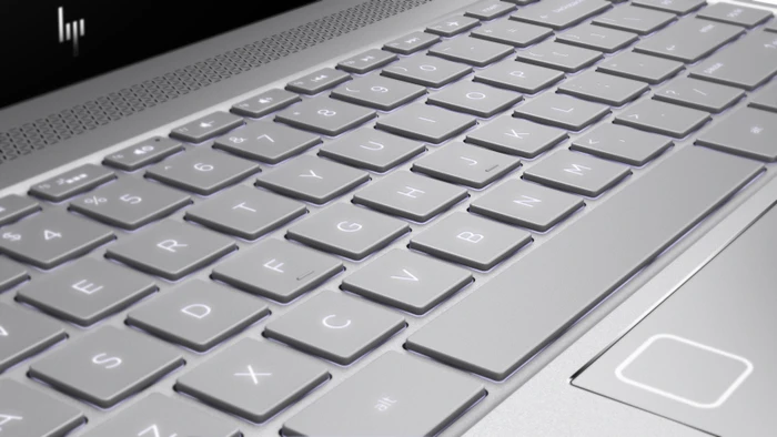 HP Envy 13-ad140ng, silber, Core i5-8250U, 8GB RAM, 256GB SSD, DE
