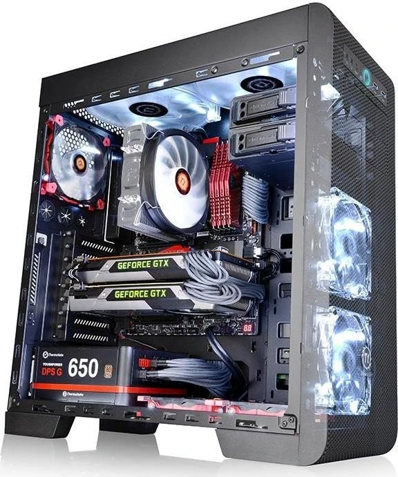 Thermaltake Core V41, Acrylfenster