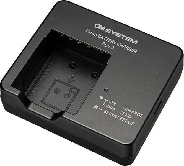 OM System BCS-7 Akkuladegerät