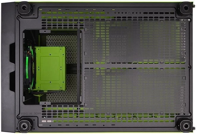 Thermaltake Core X5 Riing Edition, Acrylfenster