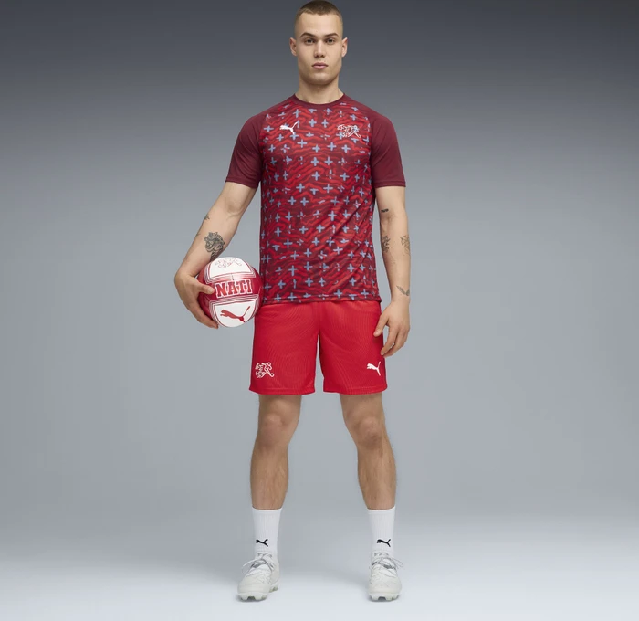 Puma FIFA WM 2026 Schweiz Aufwärmtrikot kurzarm team regal red/puma white (Herren)