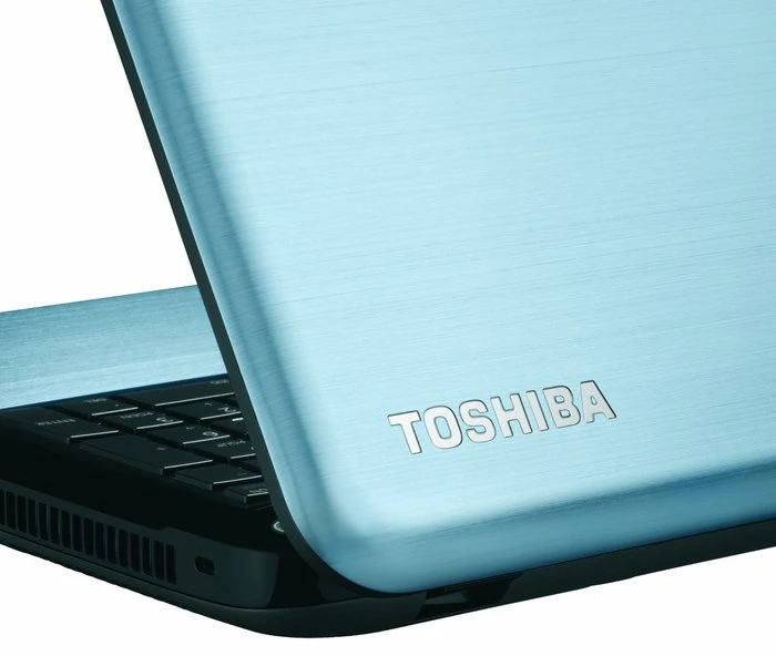 Toshiba Satellite S70t-A-109, silber, Core i7-4700MQ, 16GB RAM, 1TB HDD, GeForce GT 740M, DE