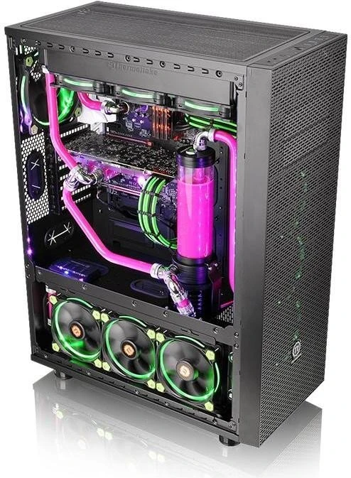 Thermaltake Core X71, Acrylfenster