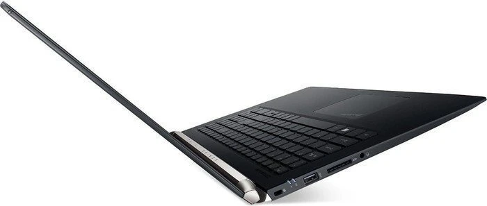 Acer Aspire V15 Nitro BE VN7-572G-5049, Core i5-6200U, 8GB RAM, 500GB HDD, DE