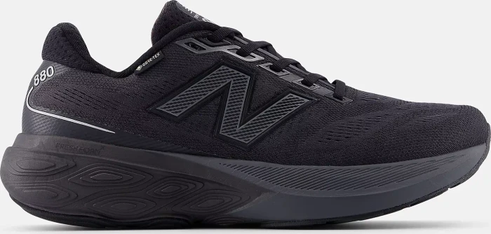 New Balance Fresh Foam X 880v15 Gore-Tex black/castlerock/silver metallic (Herren)