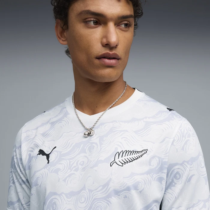 Puma FIFA WM 2026 Neuseeland Auswärtstrikot kurzarm puma white/silver mist (Herren)
