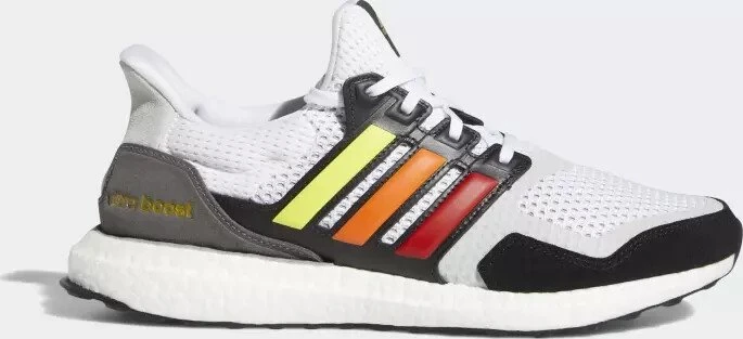 adidas Ultraboost S&L Pride cloud white/core black/gold metallic