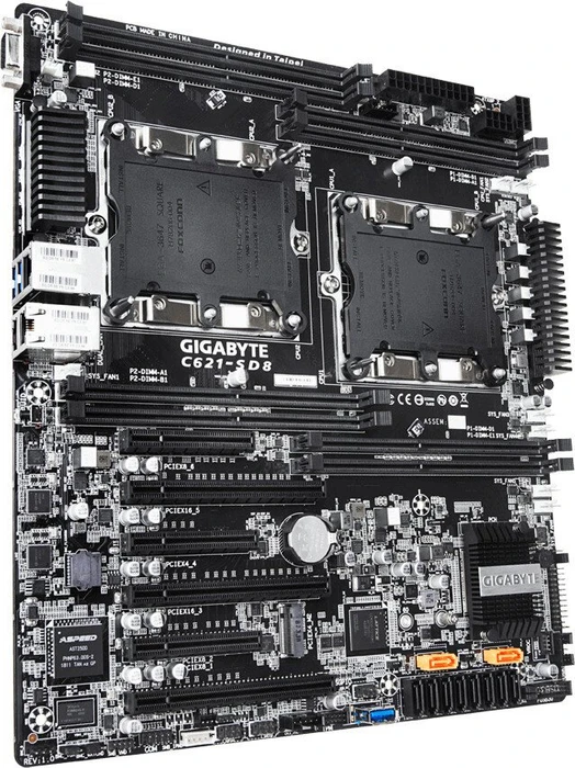 GIGABYTE C621-SD8 (2x Intel 3647)