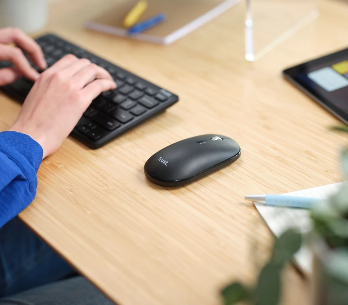 Trust Lyra Multi-Device Wireless Keyboard & Mouse Set, schwarz, USB/Bluetooth, DE
